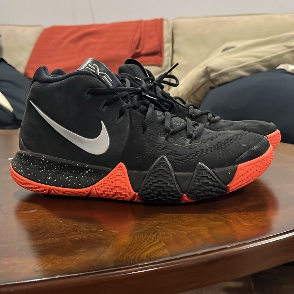 Kyrie 4 ‘Silver Orange’